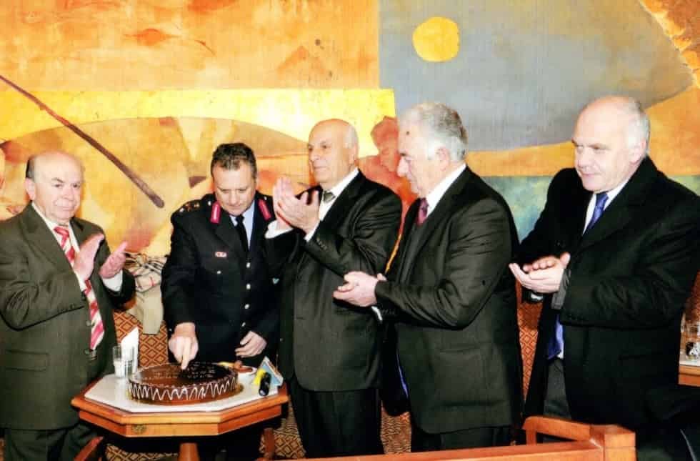 2012-28-1 κοπή πίτας 