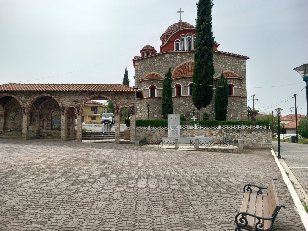 Μνημείο πεσόντων Ελληνικής Χωροφυλακής στη Δαδιά Σουφλίου έβρου 