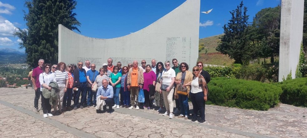Εκδρομή της  Ένωση Αποστράτων Αστυνομικών Καρδίτσας στα Καλάβρυτα 
